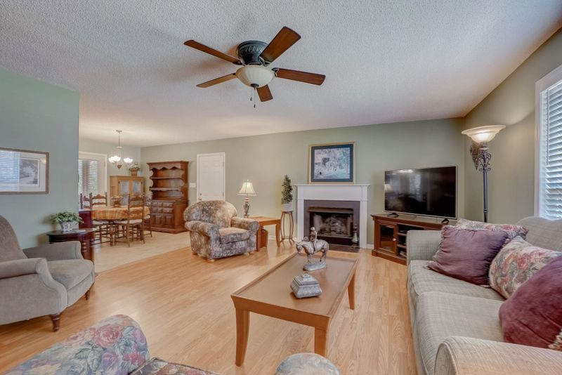 105 Stanfield Ct, Garner, NC 27529