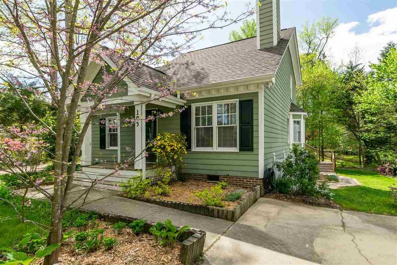 105 Stefi Ct, Garner, NC 27529
