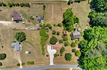105 Stockbridge Dr, Selma, NC 27576