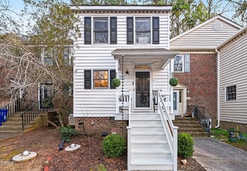 105 Sully Ct, Chapel Hill, NC 27514