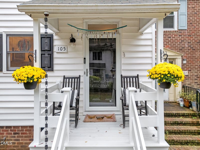 105 Sully Ct, Chapel Hill, NC 27514