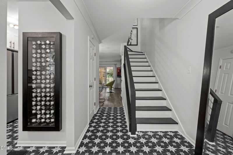 105 Sully Ct, Chapel Hill, NC 27514