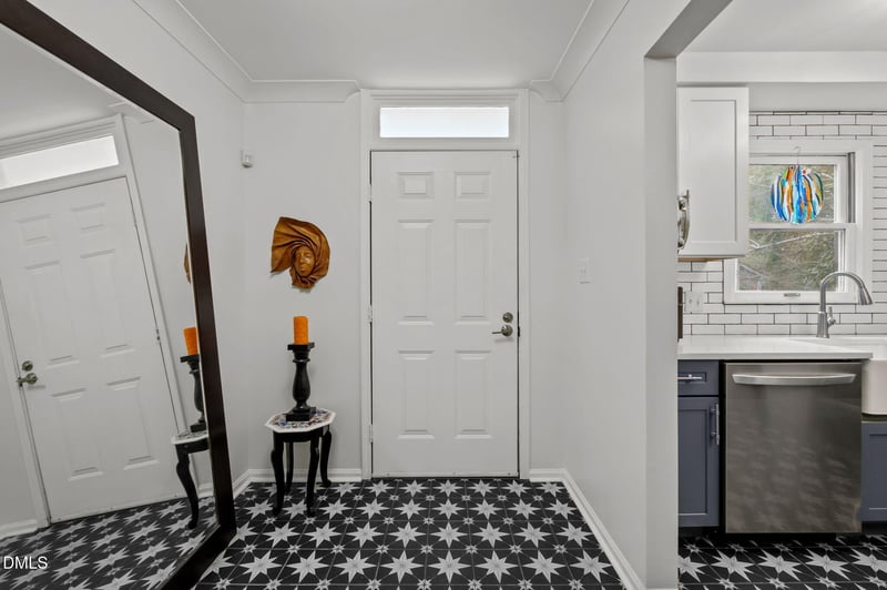 105 Sully Ct, Chapel Hill, NC 27514