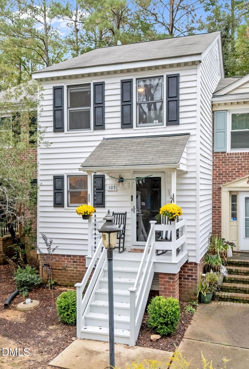 105 Sully Ct, Chapel Hill, NC 27514