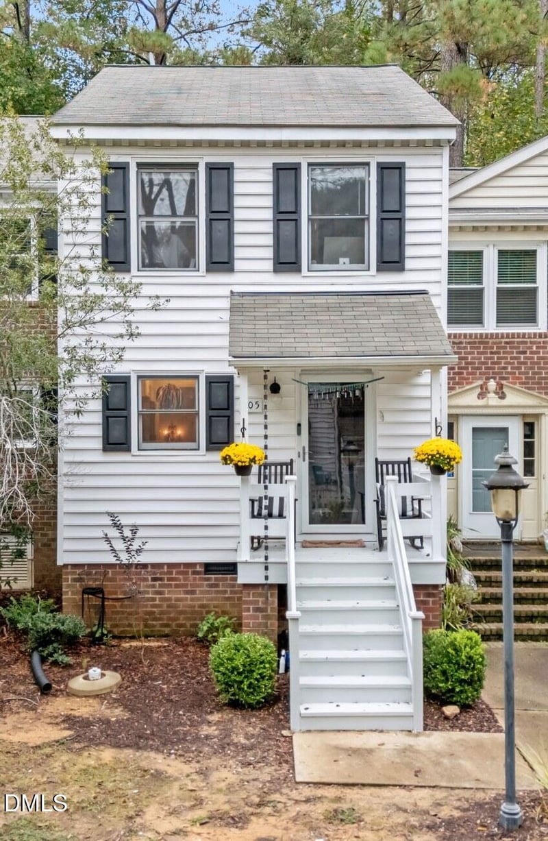 105 Sully Ct, Chapel Hill, NC 27514