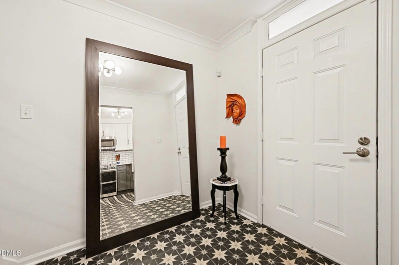 105 Sully Ct, Chapel Hill, NC 27514