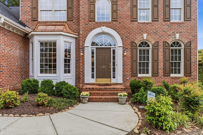 105 Tavernelle Pl, Cary, NC 27519