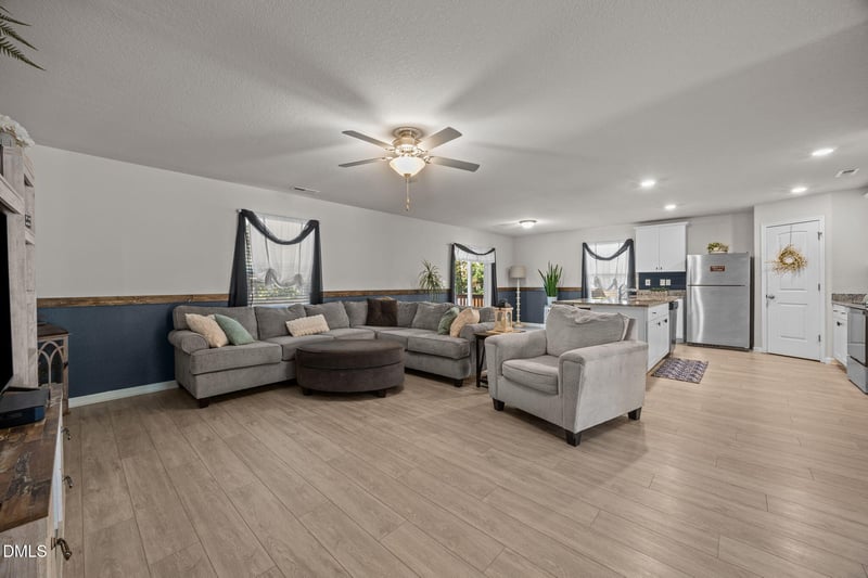 105 Teal Dr, Youngsville, NC 27596