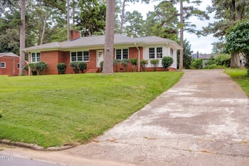 105 Thorndale Dr, Oxford, NC 27565