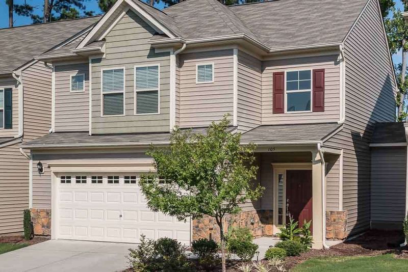 105 Torrey Heights Ln, Durham, NC 27703
