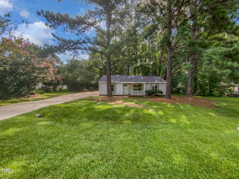 105 Tottingham Ct, Garner, NC 27529
