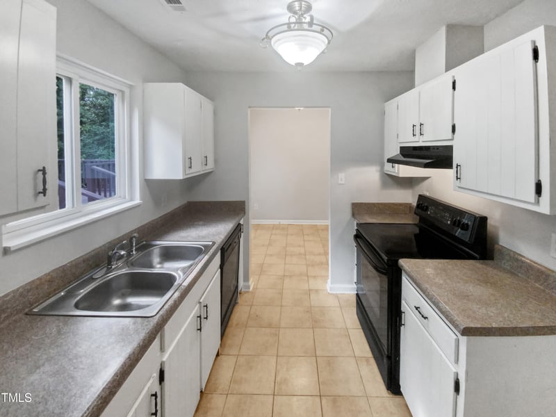 105 Tottingham Ct, Garner, NC 27529