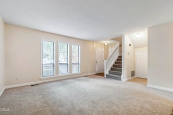 105 Tracy Ct, Cary, NC 27513