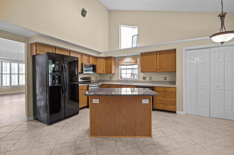 105 Trailview Dr, Cary, NC 27513