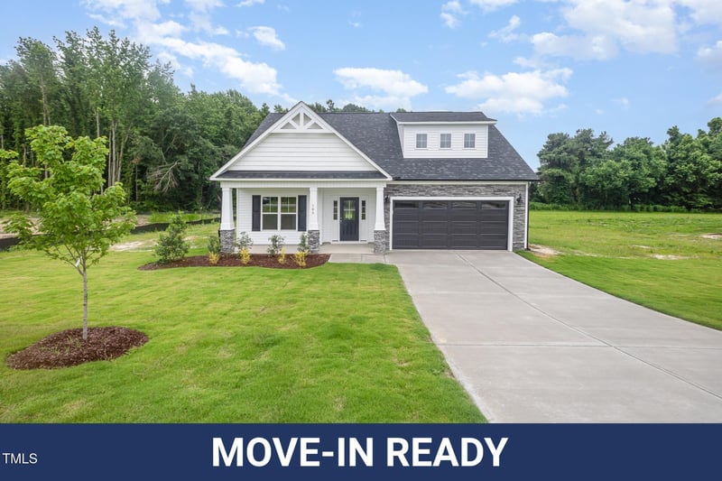 105 Tuskeegee Dr, Smithfield, NC 27577