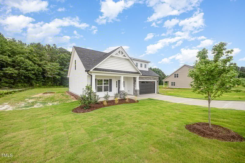 105 Tuskeegee Dr, Smithfield, NC 27577