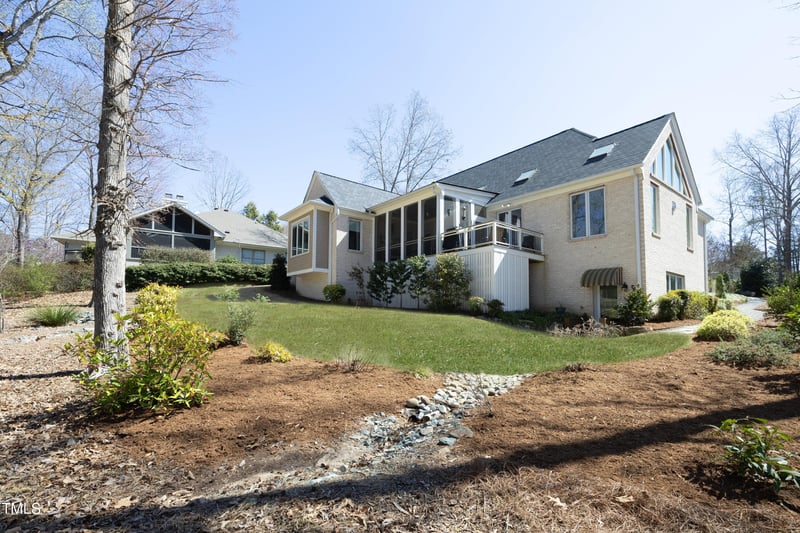 105 Tweed Pl, Chapel Hill, NC 27517