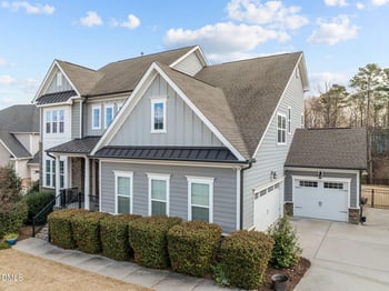 105 Utley Bluffs Dr, Holly Springs, NC 27540