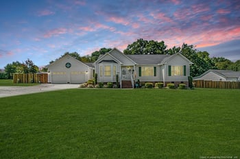 105 Valleycastle Ct, Clayton, NC 27520