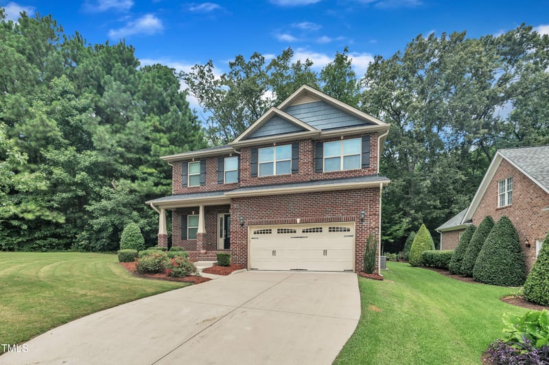 105 Valleycruise Cir, Garner, NC 27529
