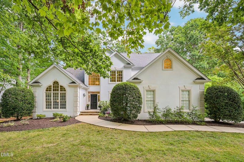 105 Versailles Dr, Cary, NC 27511