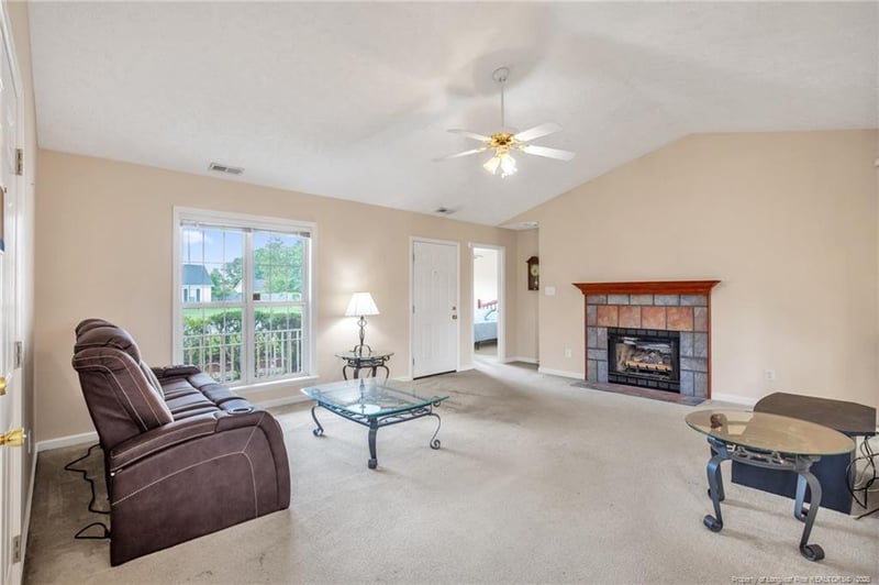 105 Walta Ct, Fayetteville, NC 28306