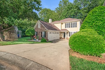 105 Walter Hagen Dr, Mebane, NC 27302