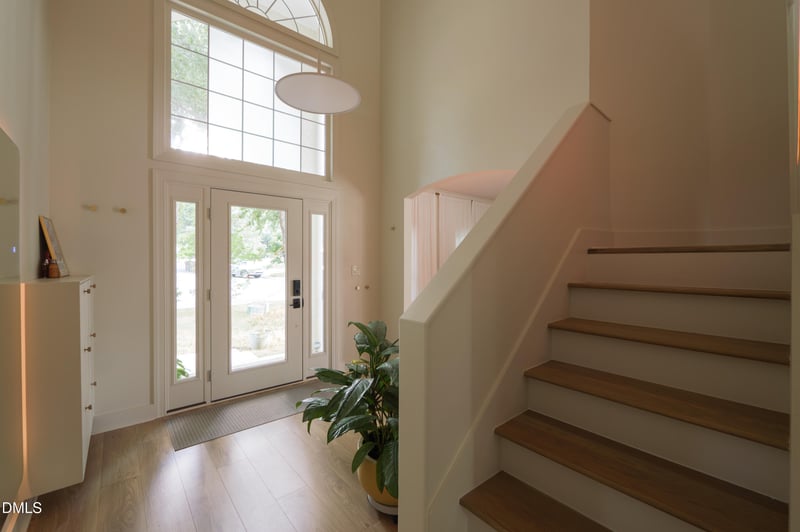 105 Warson Ct, Cary, NC 27519