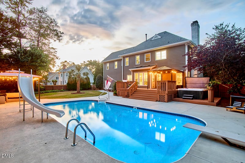 105 Weatherly Pl, Cary, NC 27518