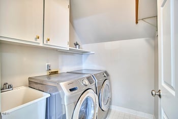 105 Weatherly Pl, Cary, NC 27518