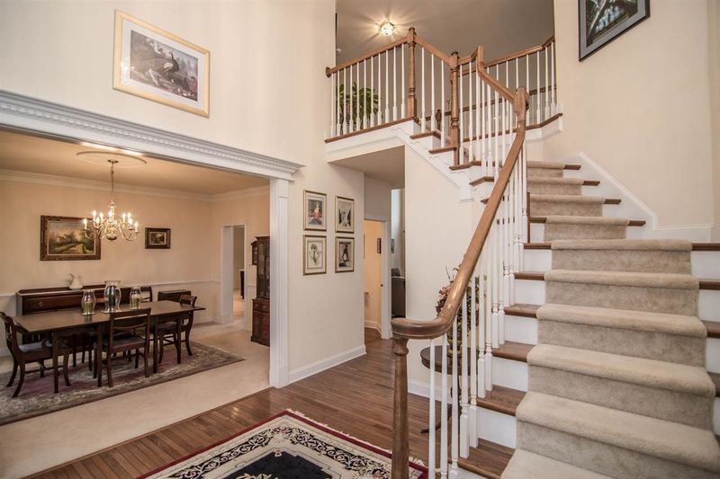 105 Weingarten Pl, Cary, NC 27519