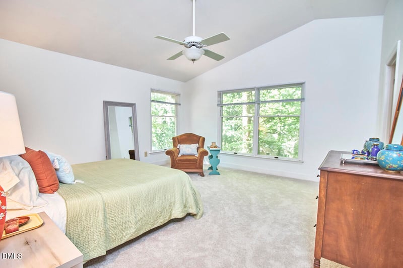 105 Westbury Ct, Chapel Hill, NC 27516
