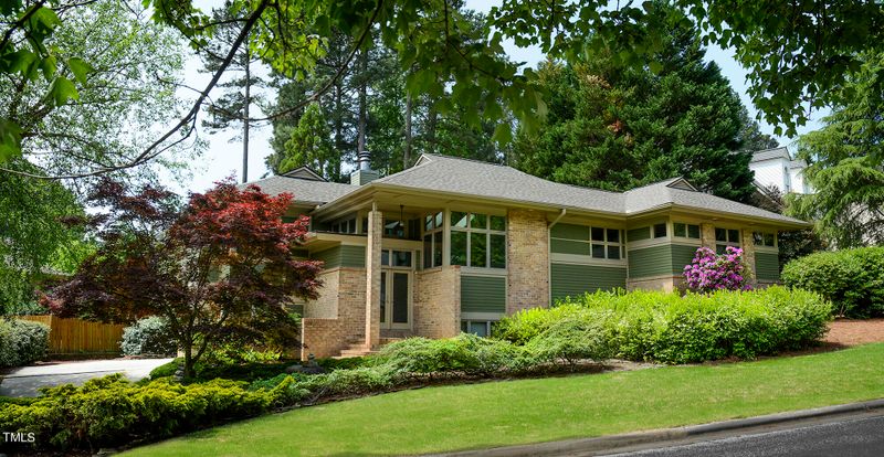 105 Wheatsbury Dr, Cary, NC 27513