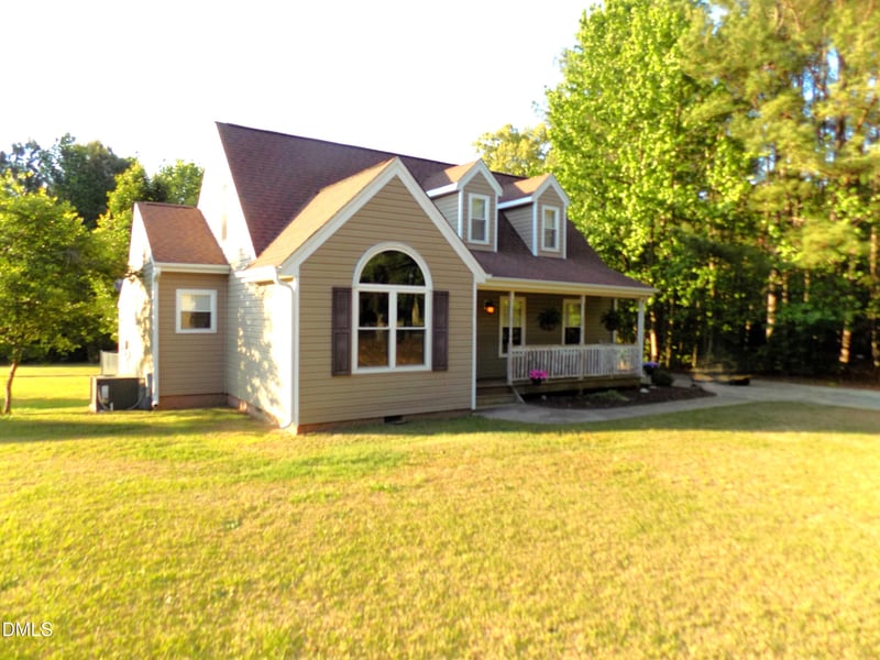 105 Whistlers Cv, Louisburg, NC 27549