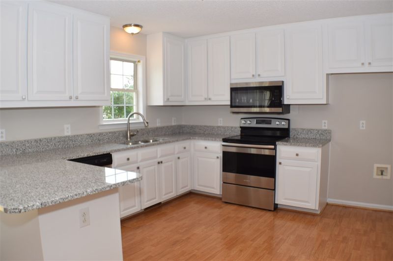 105 White Water Ct, Benson, NC 27504