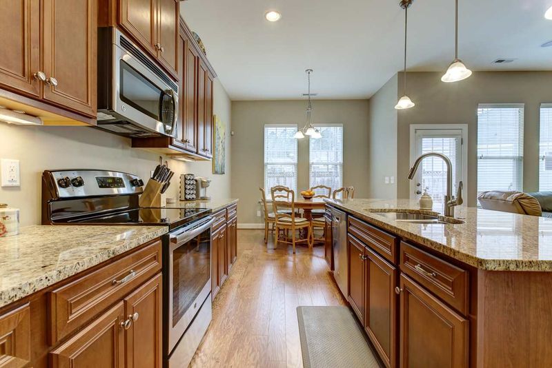 105 N Wickham Dr, Pittsboro, NC 27312
