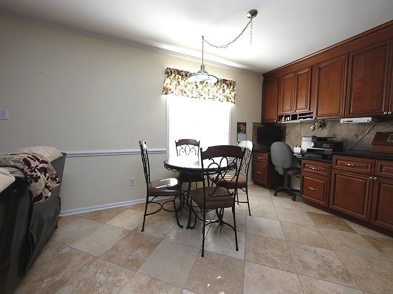 105 Winchester Pl, Clayton, NC 27520