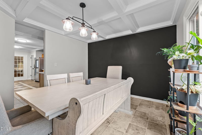 105 Winged Foot Ct, Mebane, NC 27302