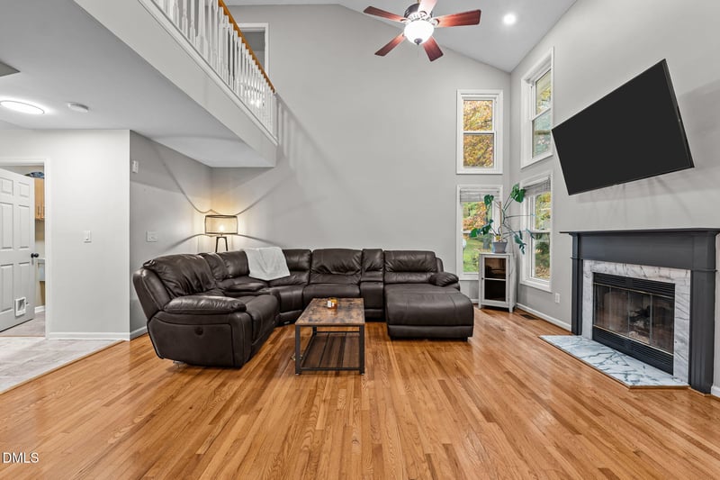 105 Winged Foot Ct, Mebane, NC 27302