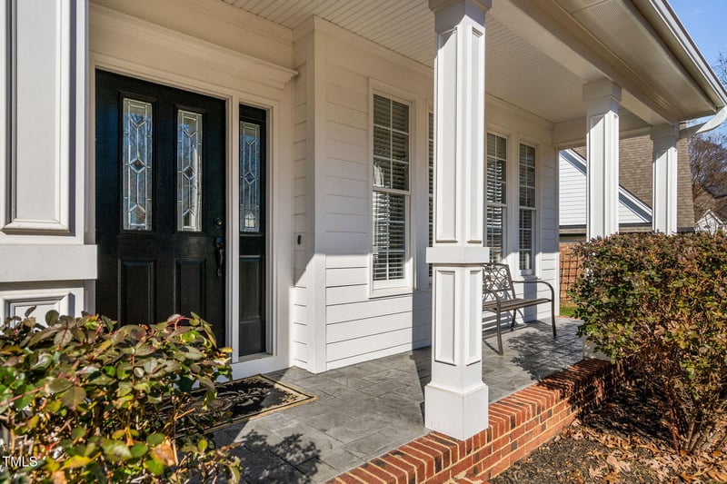 105 Wohler Ct, Cary, NC 27513