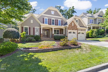 105 Woodland Ridge Ct, Cary, NC 27519