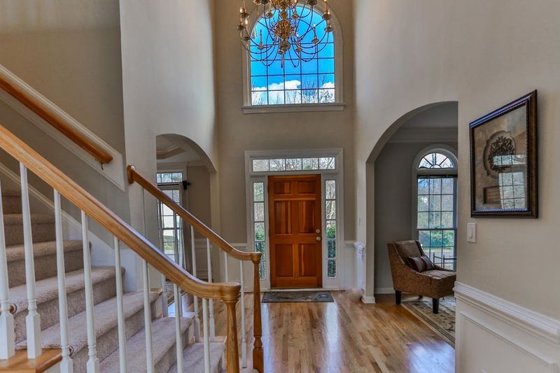 105 Woodmark Ct, Chapel Hill, NC 27514