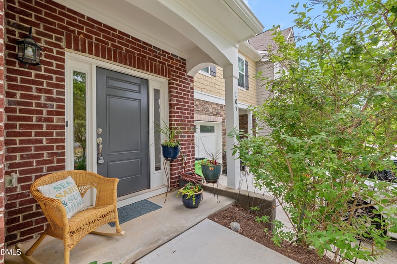 105 Writing Rock Pl, Apex, NC 27539