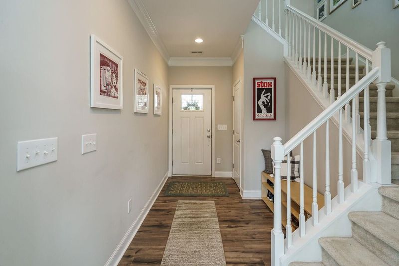 105 Yosemite Ct, Holly Springs, NC 27540