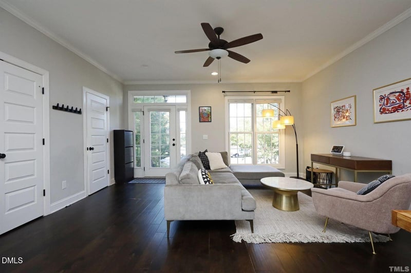 1050 Residents Club Dr, Cary, NC 27519