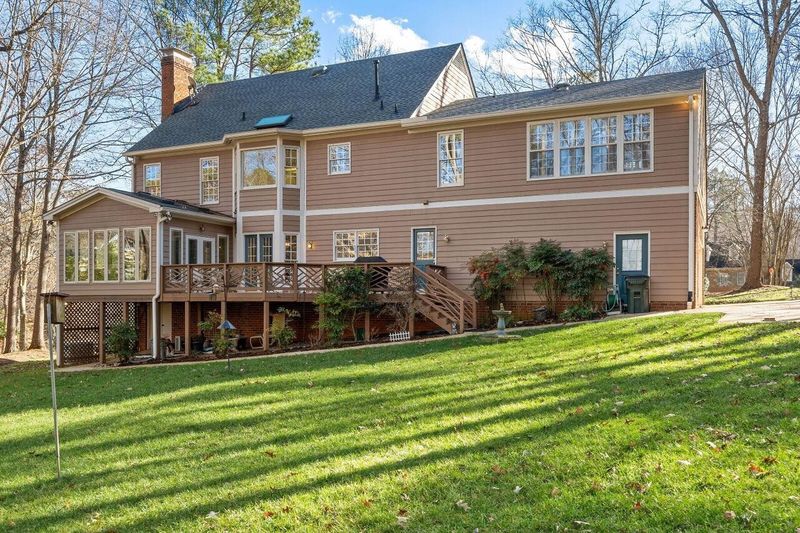 10500 Leslie Dr, Raleigh, NC 27615