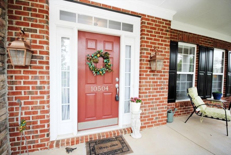 10504 Cardington Ln, Raleigh, NC 27614