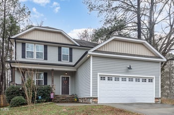 10504 Carsons Creek Dr, Zebulon, NC 27597