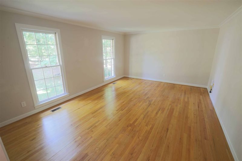 10509 Tree Bark Ct, Raleigh, NC 27613