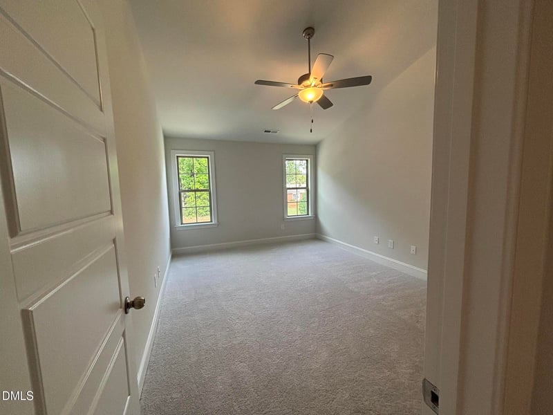 1051 Beechcraft Dr #123, Mebane, NC 27302